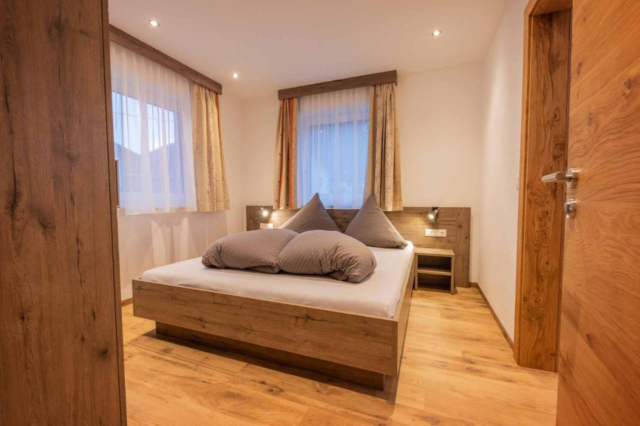 Ferienhaus Gipfelblick Neustift im Stubaital Ngoại thất bức ảnh