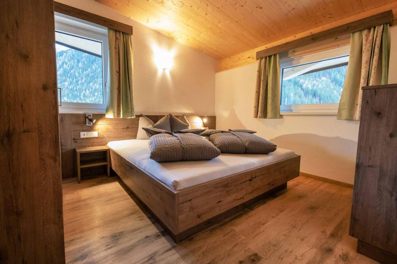 Ferienhaus Gipfelblick Neustift im Stubaital Ngoại thất bức ảnh